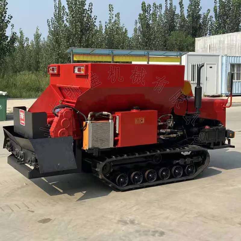 履带45马力自走撒肥机 水田用履带有机肥撒肥机 干湿鸡粪牛粪施肥