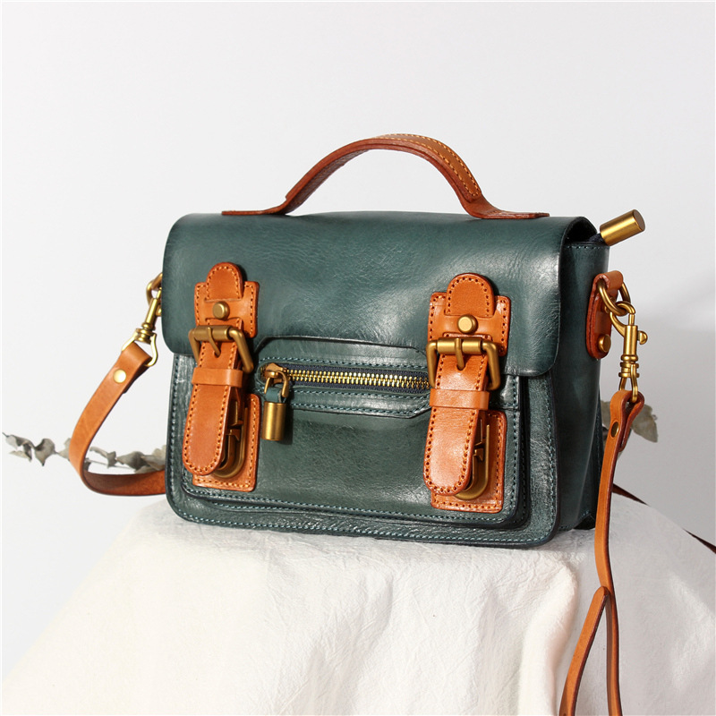 Original literature Top layer leather lady Postman Inclined shoulder bag Retro genuine leather portable leisure time Small square package