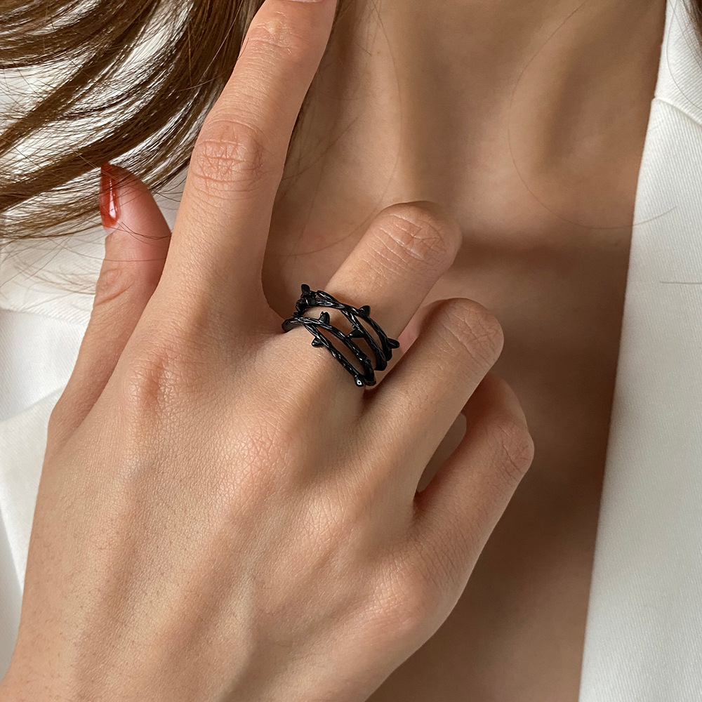 Дизайнерское ретро кольцо, европейский стиль, простой и элегантный дизайн, на указательный палец
