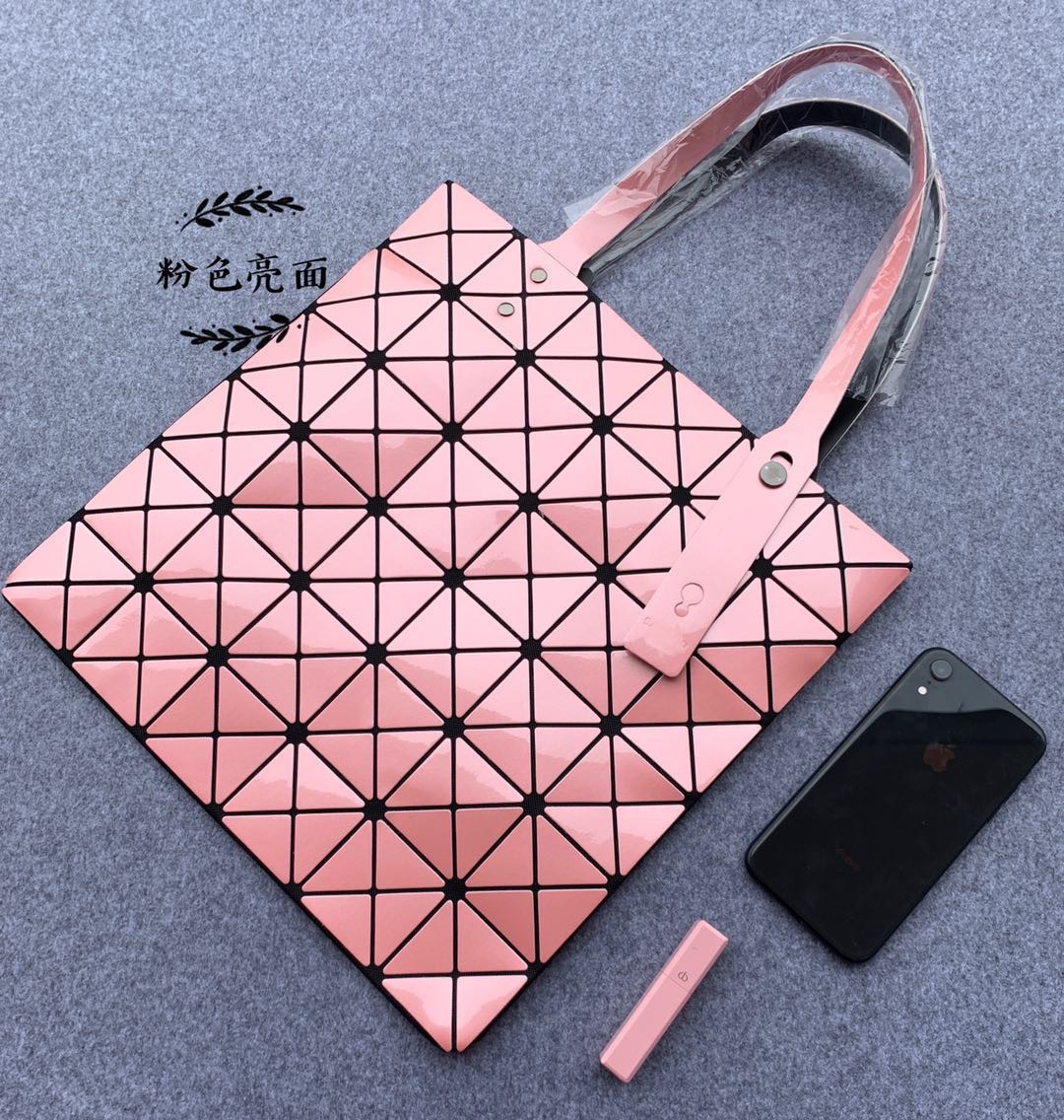 Borsa a spalla singola con griglia geometrica a diamante pieghevole a forma di diamante opaco in PU in Giappone_voghion.com