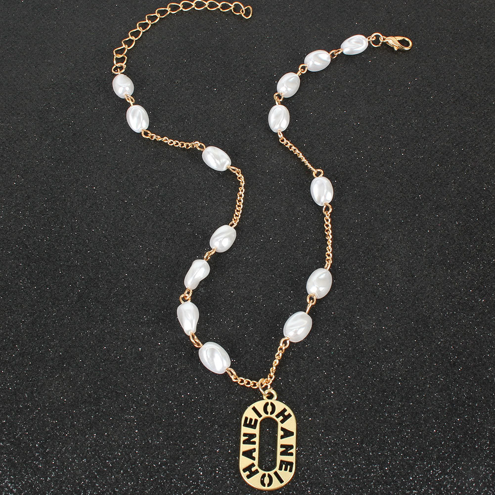 Fashion Alloy Letter Pendant Pearl Necklace display picture 3