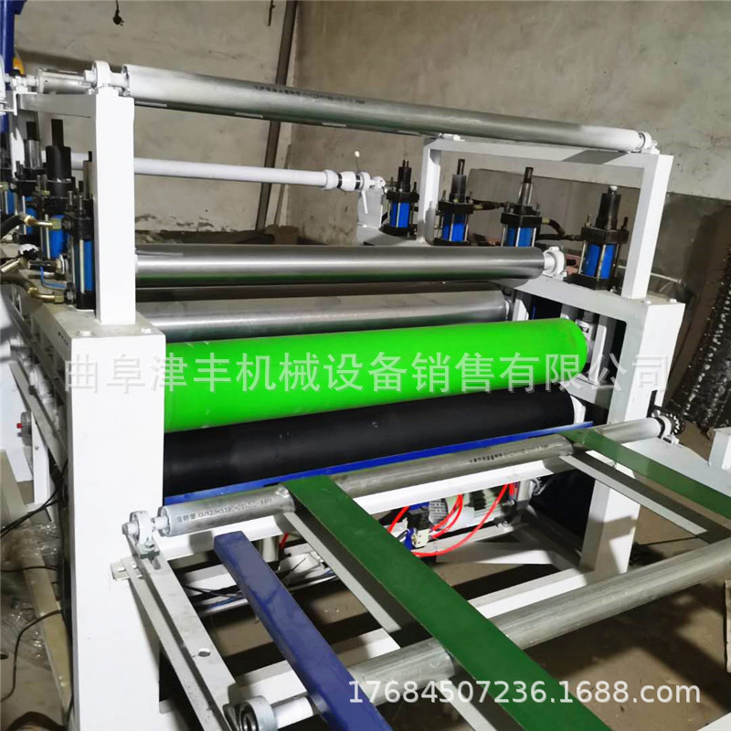 津丰大型贴纸机全自动贴膜机免漆贴面环保设备