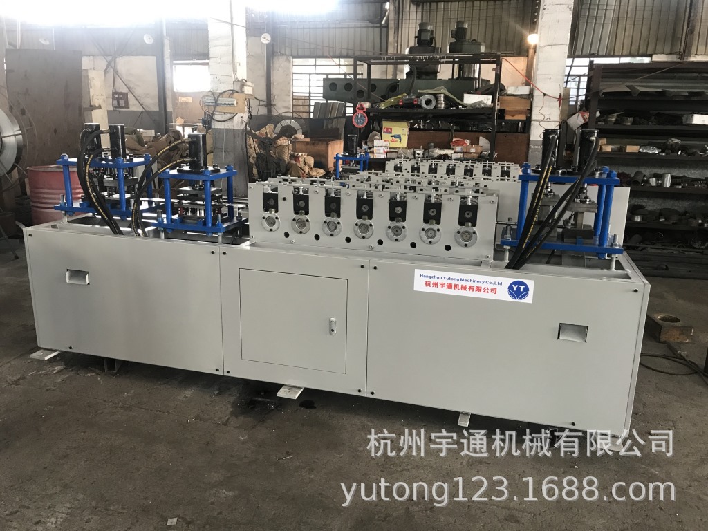 一出双插片式木箱钢带包边机生产设备锁扣机