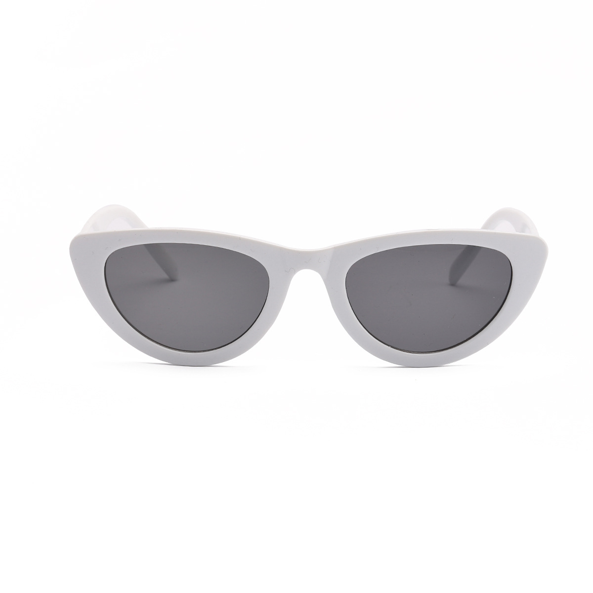 2020 nuevo triángulo europeo y americano ojo de gato gafas de sol de moda de las mujeres personalidad oval pequeño marco gafas de sol 97078