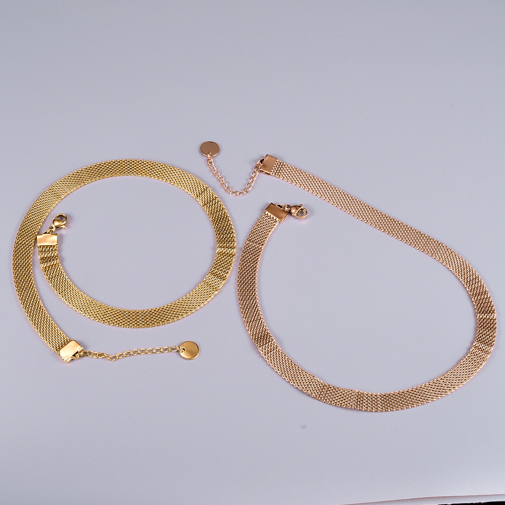 Acier Inoxydable 304 Acier Au Titane Plaqué Or 18K Or Incrusté Cœur Collier display picture 2