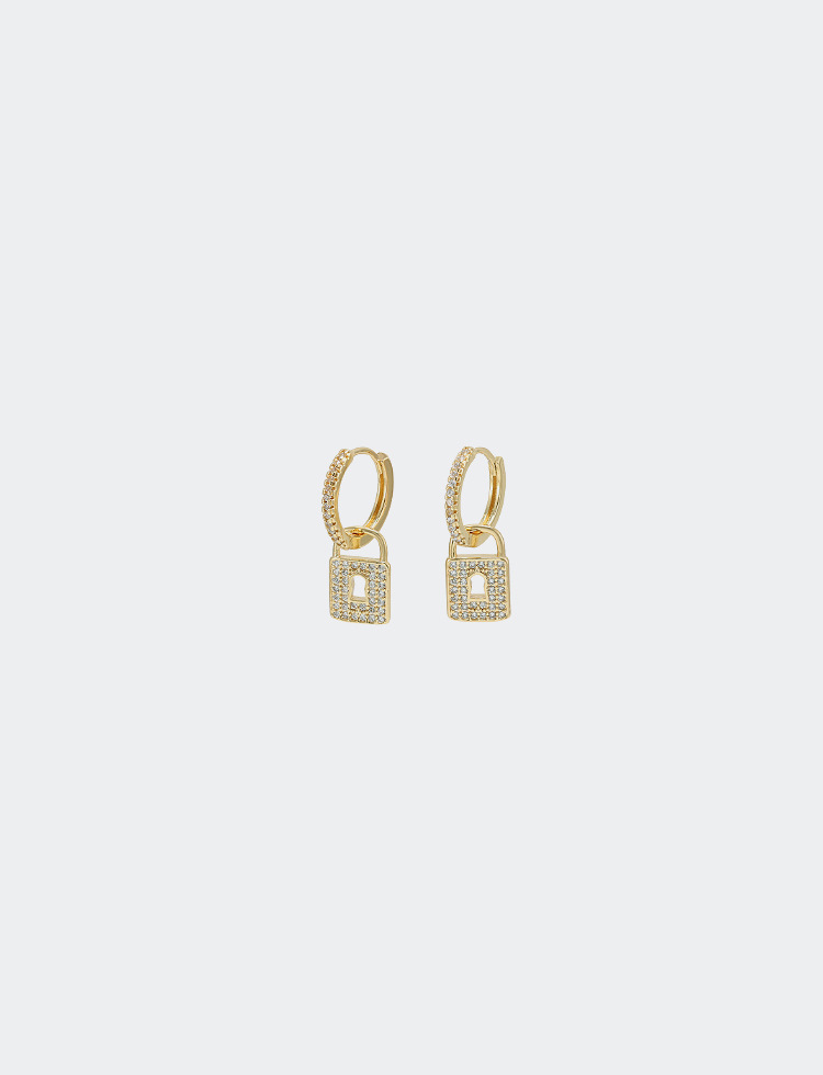 Fashion Popular Gold-plated Zircon Small Lock Earrings display picture 4