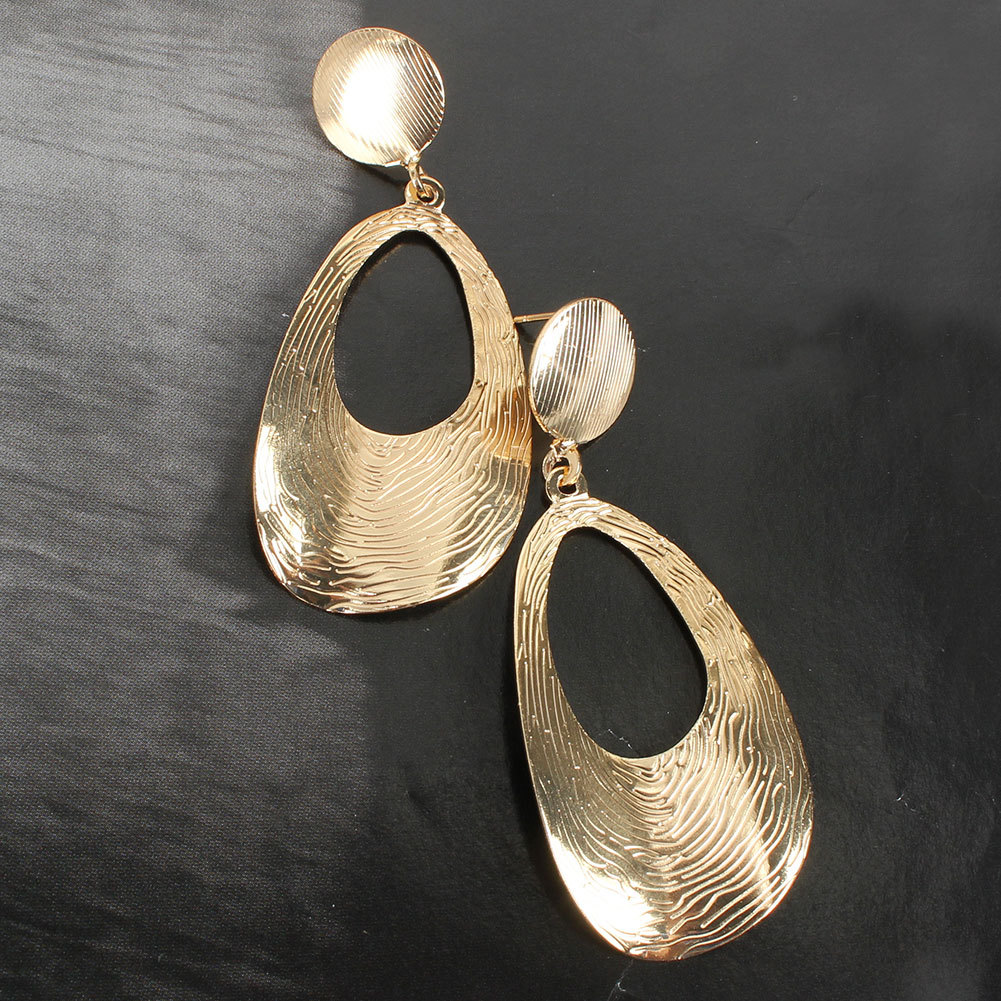 Simple Fashion Geometric Wild Metal Plating Earrings Retro Earrings Wholesale Nihaojewelry display picture 2