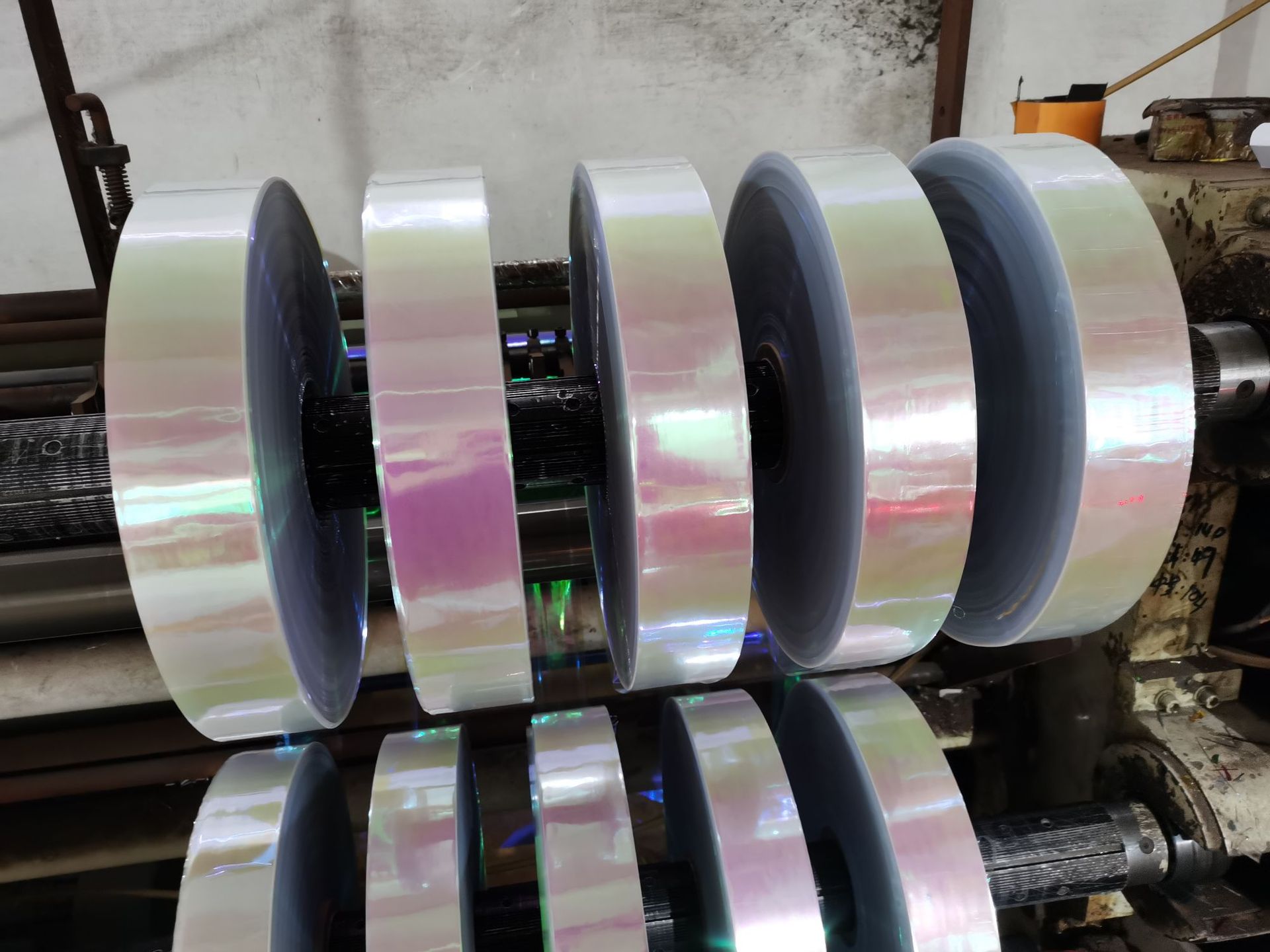 供应激光镭射多色膜(图)