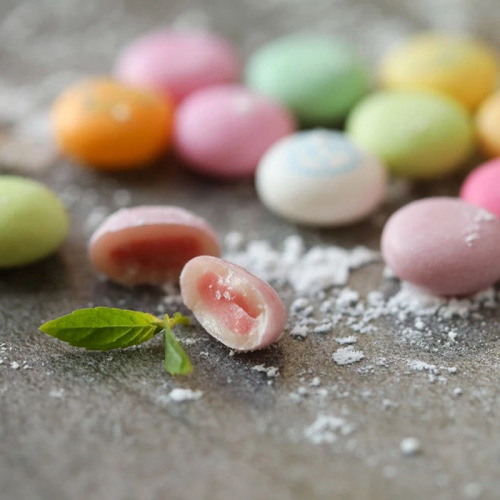 Mentos Crispy Soft Center Candy 37g*15 Count Box Packaging Power Chewing Inflatable Candy Mint Flavor Fruity Soda Hi