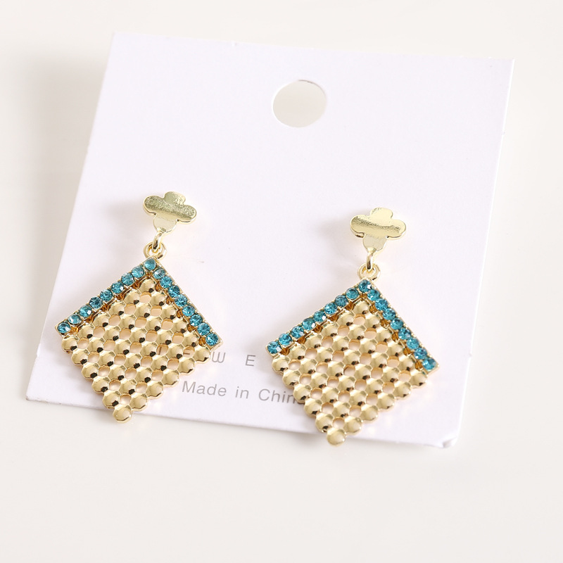 Full Diamond Creative Square Earrings display picture 3