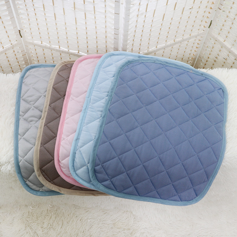 宠物垫子夏天狗狗冰丝垫沙发垫宠物冰垫冷感睡垫夏季降温猫咪凉垫