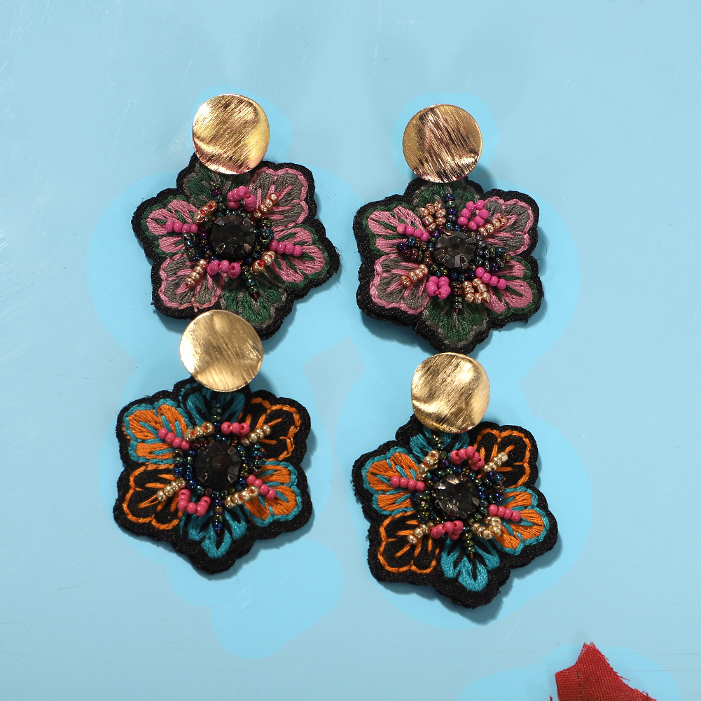 Geometric Metal Disc Color Rice Beads Inlaid Embroidery Ethnic Style Earrings Wholesale Nihaojewerly display picture 4