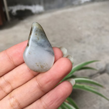 天然 新疆和田玉 俏色 黑白 随形 籽料 原石 玉器小吊坠小挂件