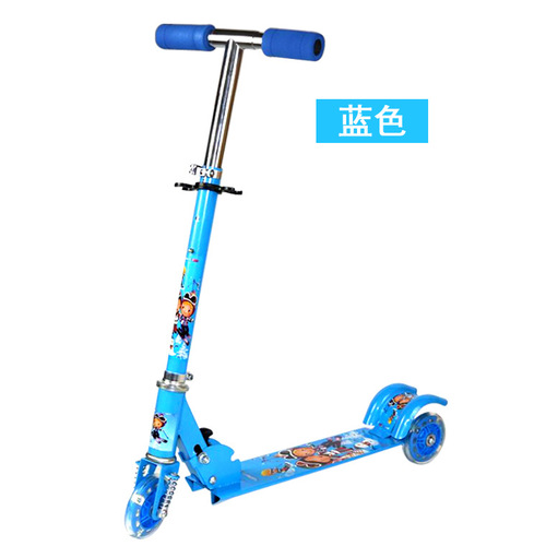 Children's three-wheeled skateboard with shock absorption, braking, flashing wheels, foldable and adjustable pedals, cross-border manufacturer