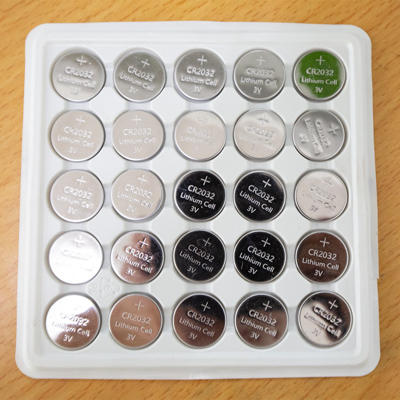 AG13 battery screwdriver detail image 1