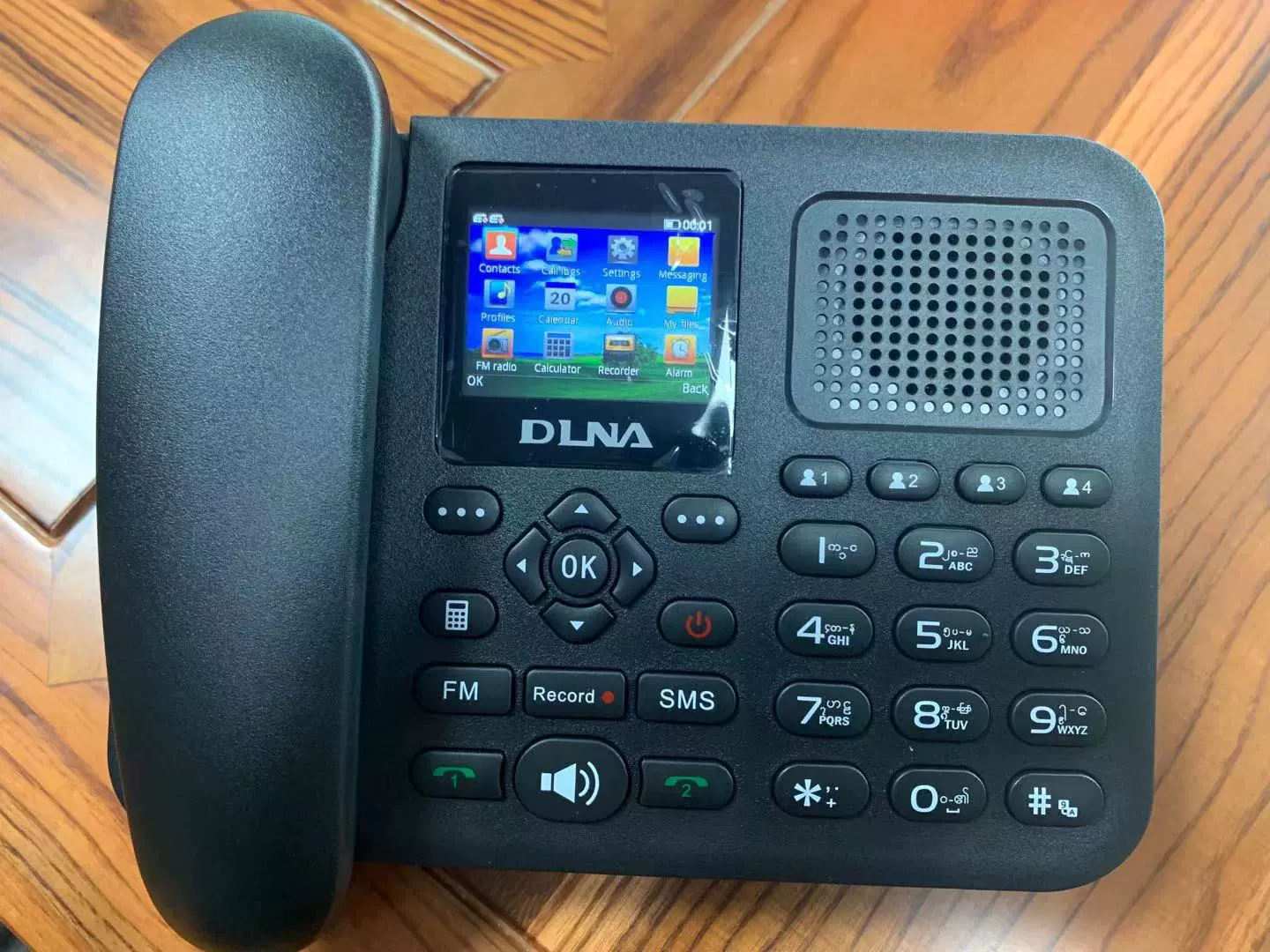 Беспроводная стационарная линия GSM/CDMA450 МГц/Беспроводная стационарная линия GSM с двумя SIM-картами/DLNA ZT9000