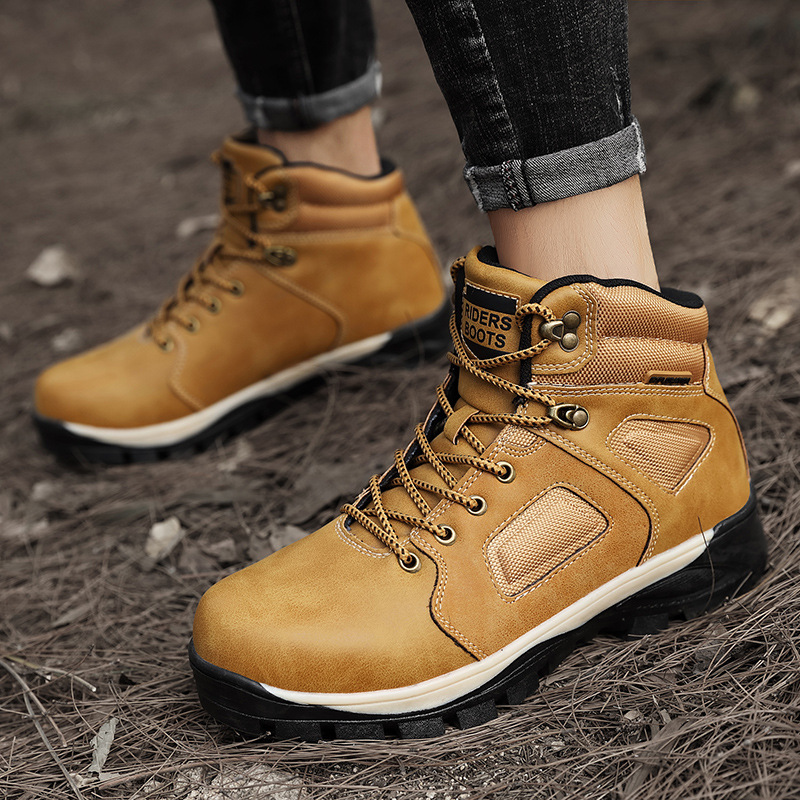 冬季PU男马丁靴平跟人造PU车缝线圆头秋冬季纺织品类保暖雪地靴