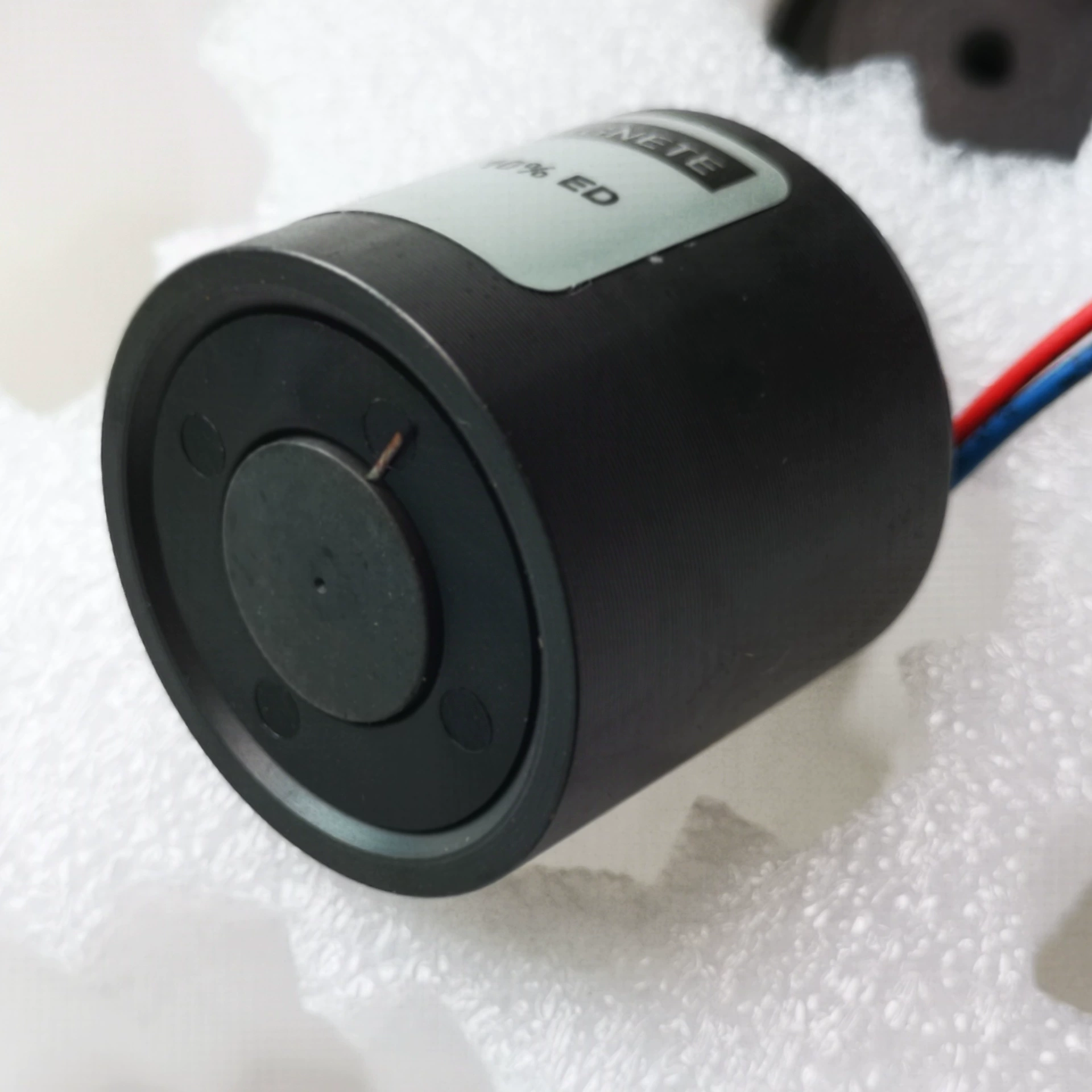 Isliker Magnete электромагнит GTP-30-W 24VDC 10% ED