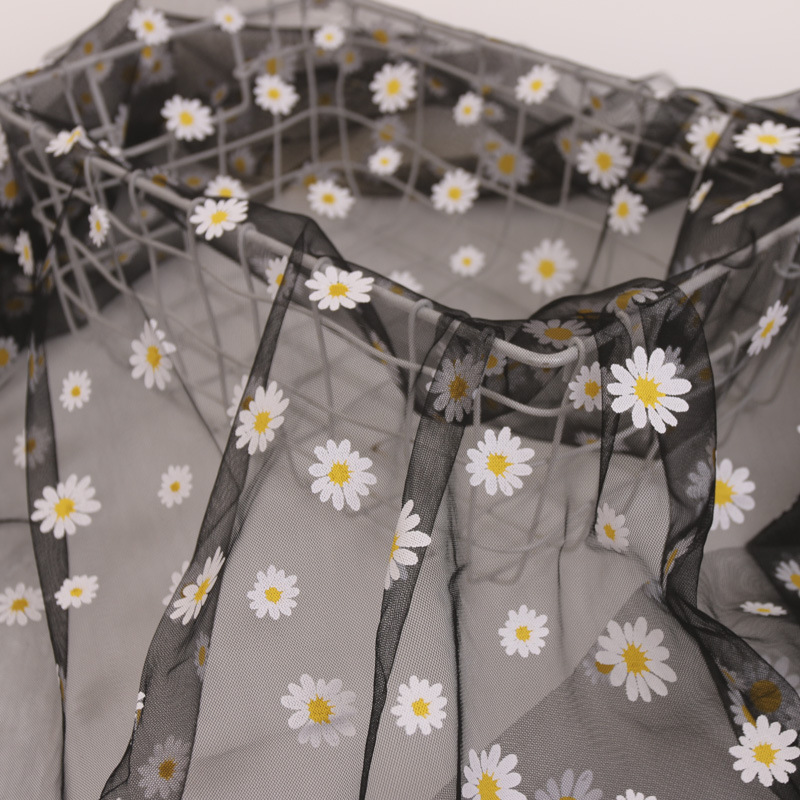 3#Net yarn daisy black one meter