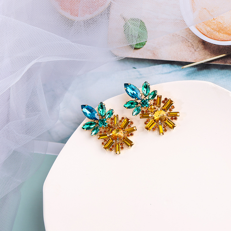 Pineapple  Exaggerated Fruit Earrings display picture 6