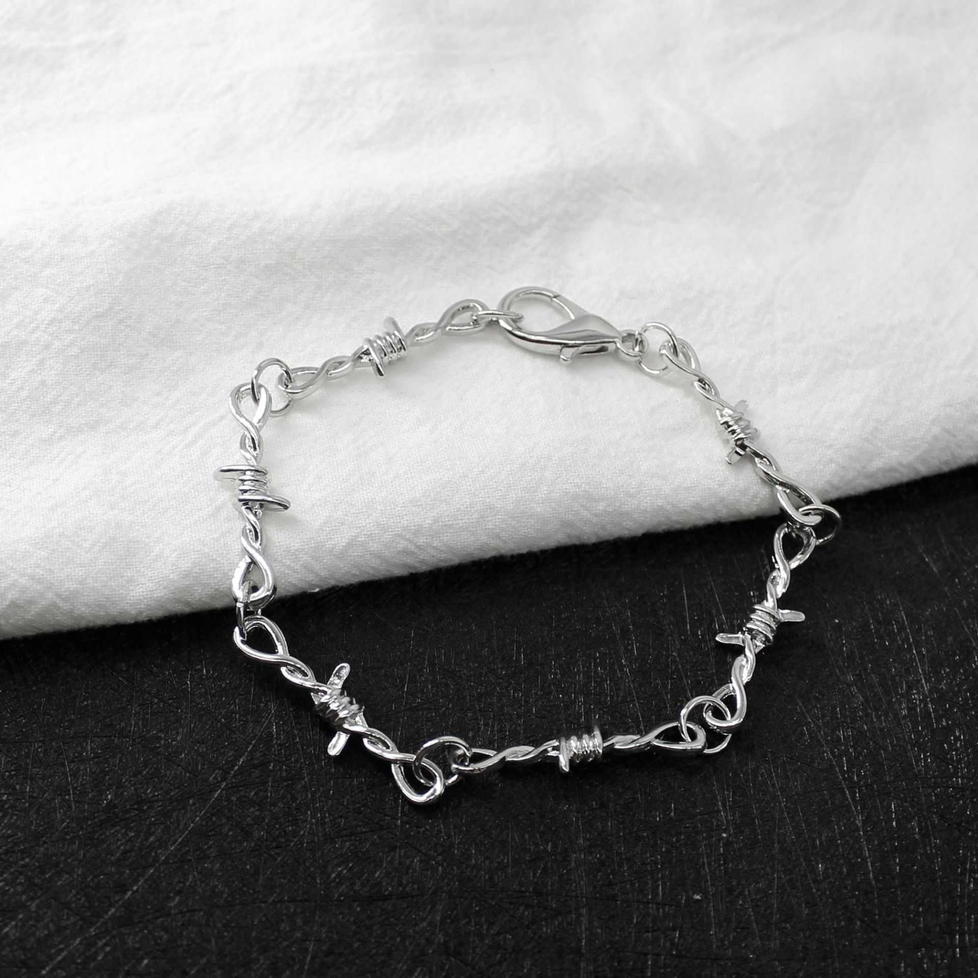 Mode-Trend Dorn Halskette Dorn Armband INS kalten Stil Disco Persönlichkeit Hip Hop Punk Metall Halskette_voghion.com