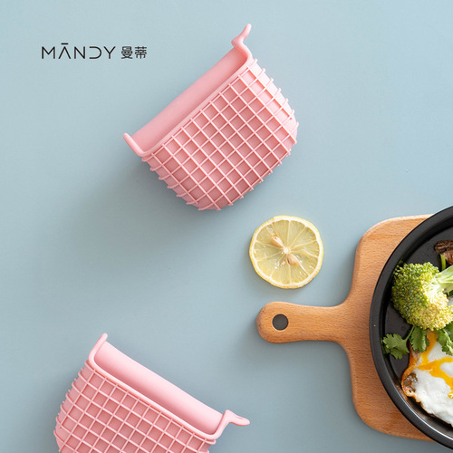 Insulated anti-scalding silicone gloves, non-slip, thickened, high temperature resistant kitchen gloves, microwave oven baking, heat resistant hand clips