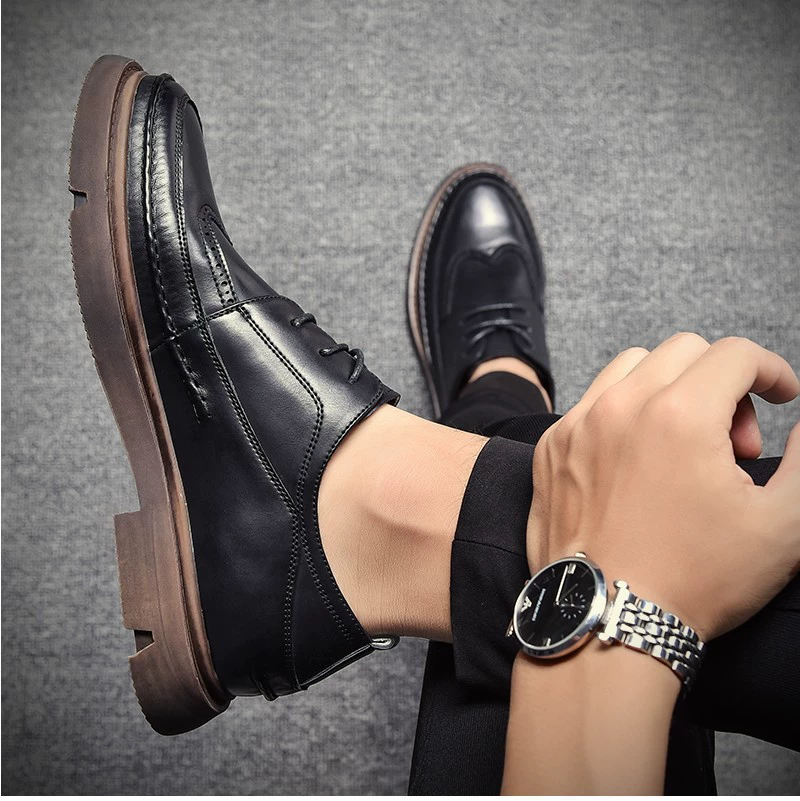 Деловая повседневная кожаная обувь, Мужская модная универсальная британская Мужская обувь-Брок, маленькие кожаные туфли для подростков в Корейском стиле на мягкой подошве