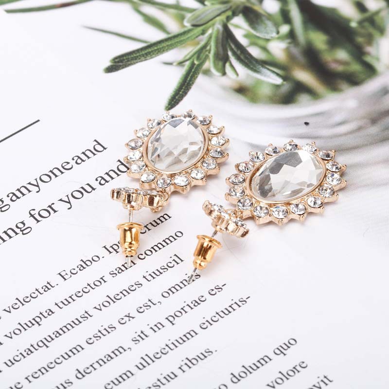 New Popular Korean Jewelry S925 Silver Needle Crystal Earrings Stud Earrings Wholesale Nihaojewelry display picture 10