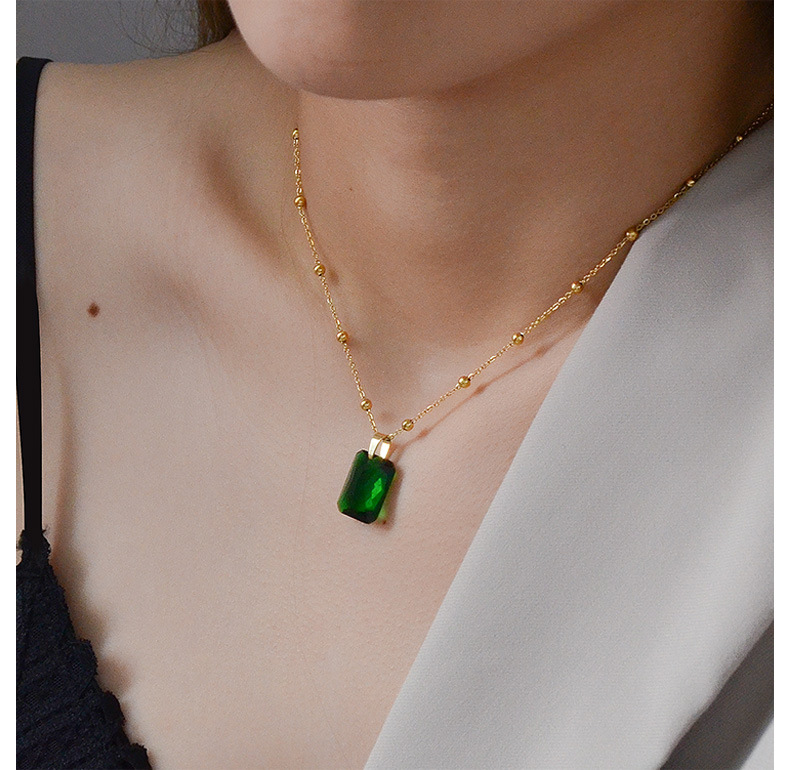 Collier En Acier Titane Minimaliste Avec Pendentif En Émeraude De Paon De Luxe Rétro Léger display picture 13