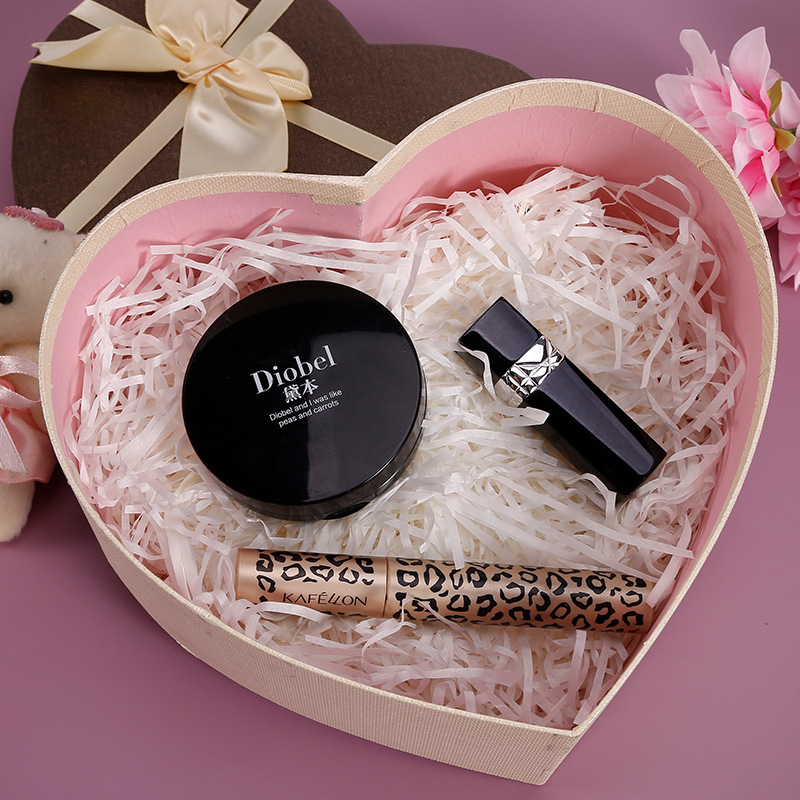 廠家直銷 100克拉菲草碎紙絲 喜糖盒禮品盒 裝飾填充物彩色拉菲草