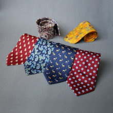 �������װ����ְҵ����������ѧ�����ɺ����ɫ����ɫ��ʿ��װ