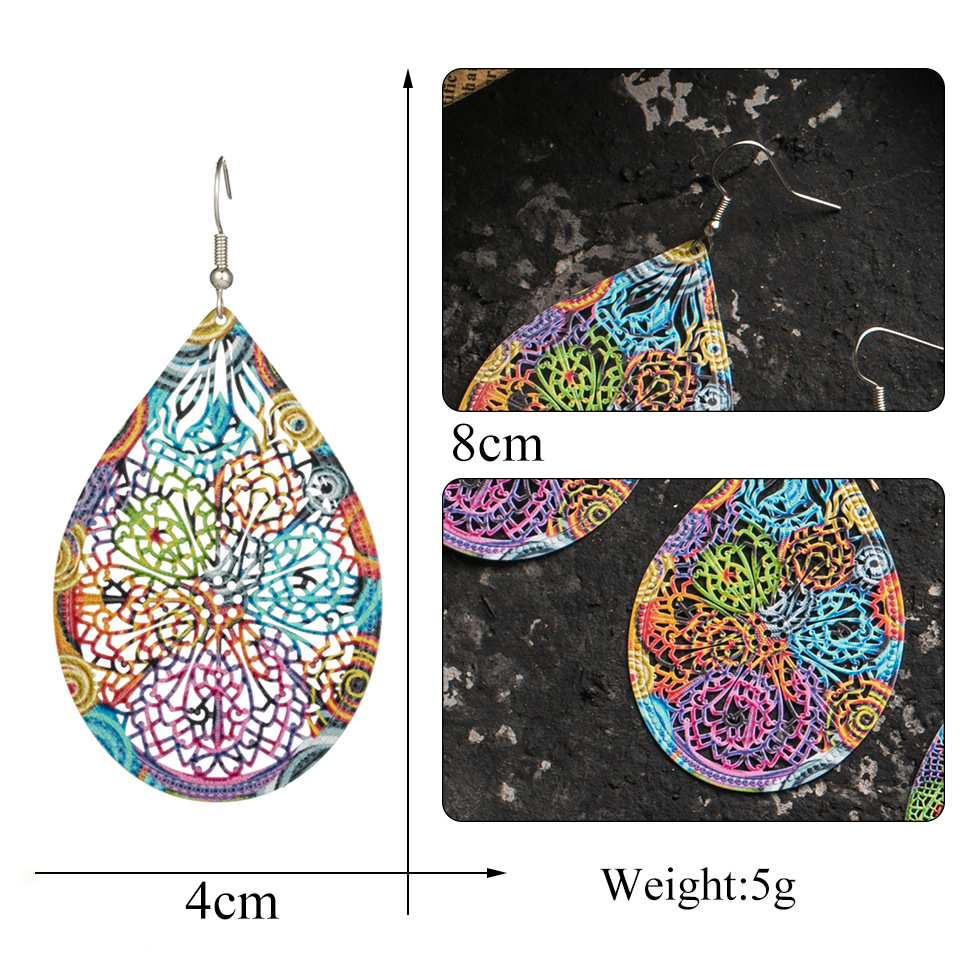 Retro Geometric Hollow Colored Earrings display picture 3
