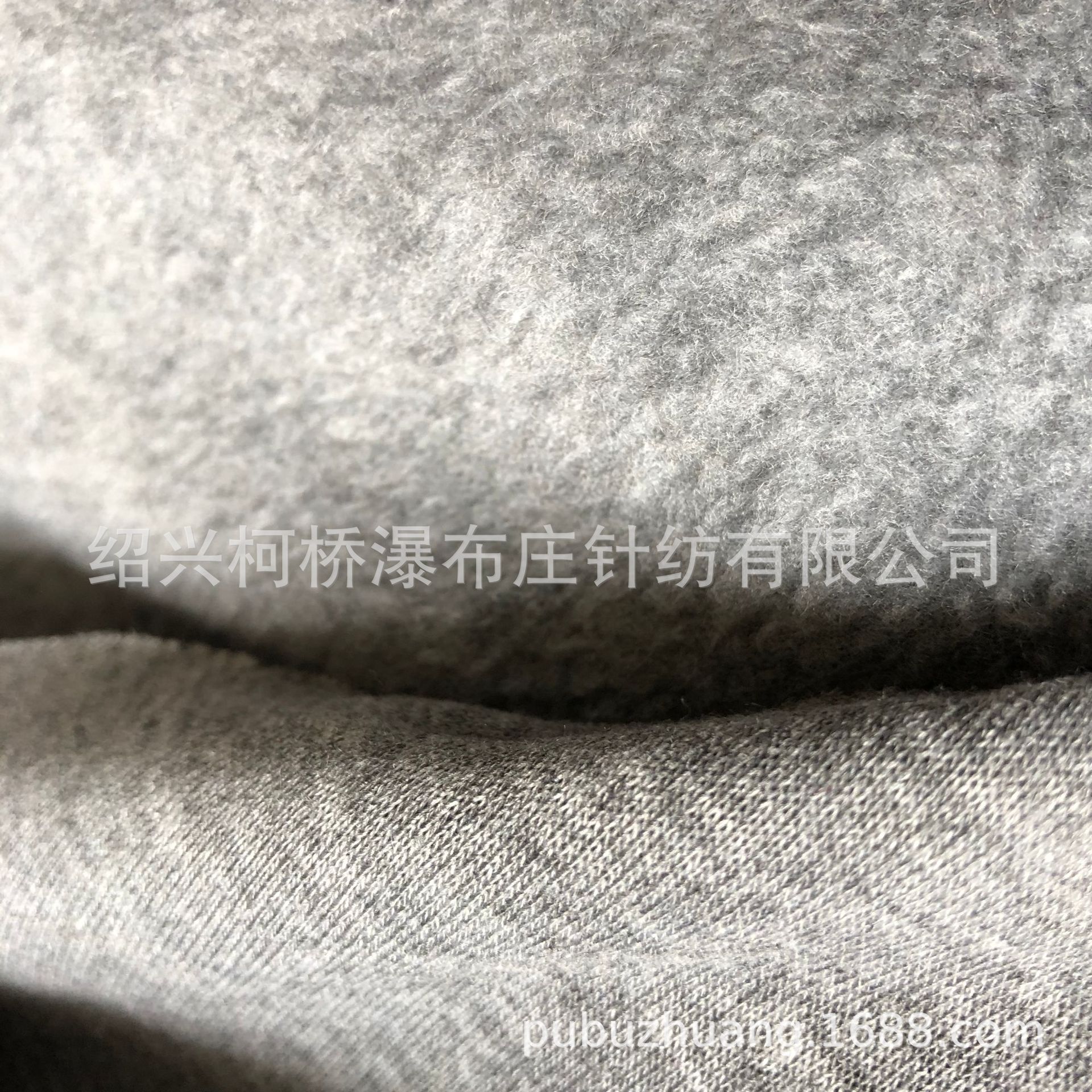 厂家直销针织70%涤纶30%人棉麻灰摇粒绒面料