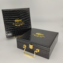 ˽��ӆ��Ƥ�и��F���Sɫ���r�����{�~�yƤ�����X���ж��ư��b�Y��