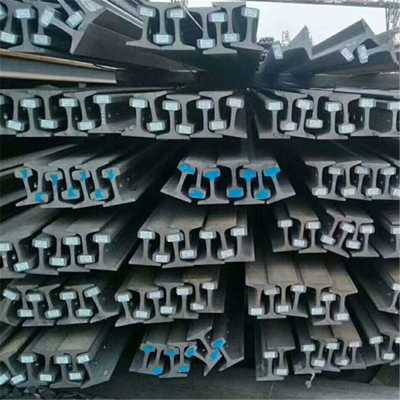 厂家直销钢轨15KG轨道钢  起重设备用可打孔43kg轻轨重轨行车轨道