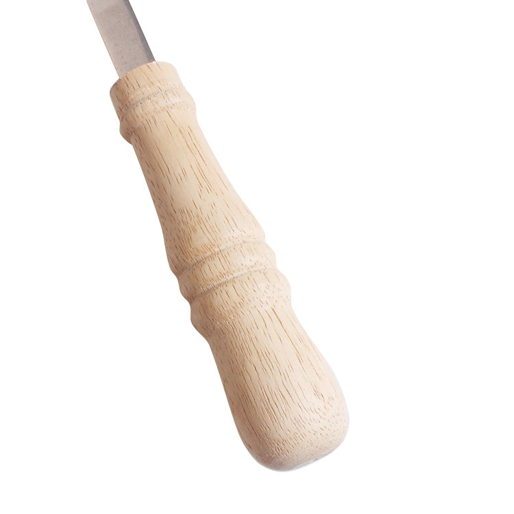 Directo de fábrica de acero inoxidable palo plano barbacoa pinchos aguja de acero pinchos de barbacoa mango de madera aguja plana palo barbacoa Cordero pinchos