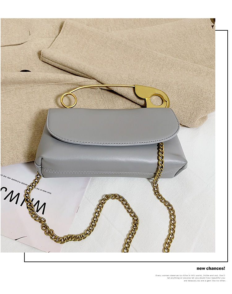 fashion retro creative paper clip chain shoulder messenger bagpicture4