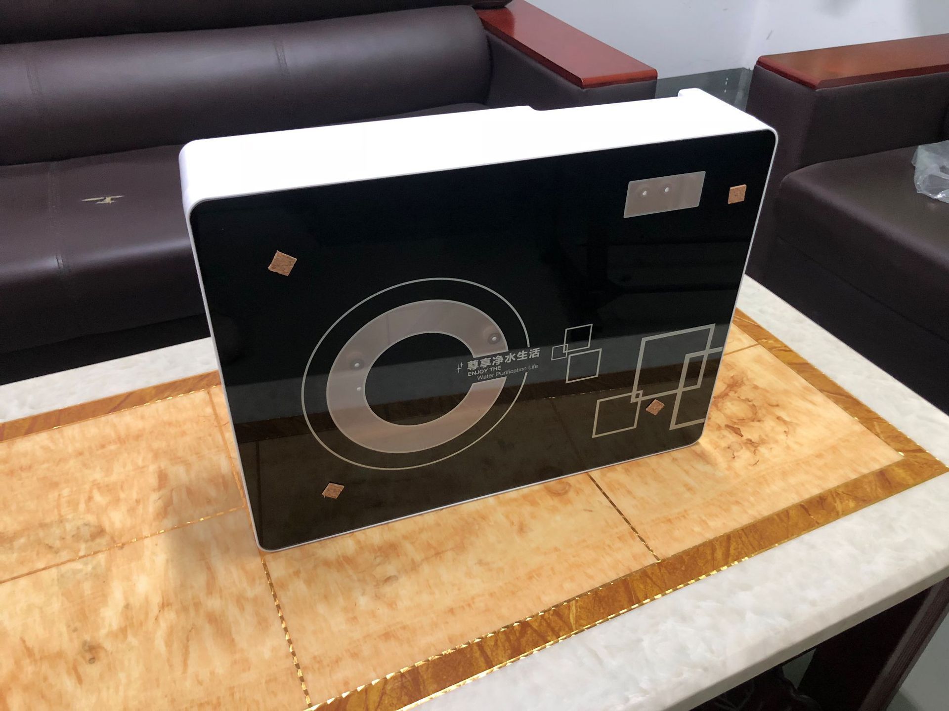 10587125214_1919313307