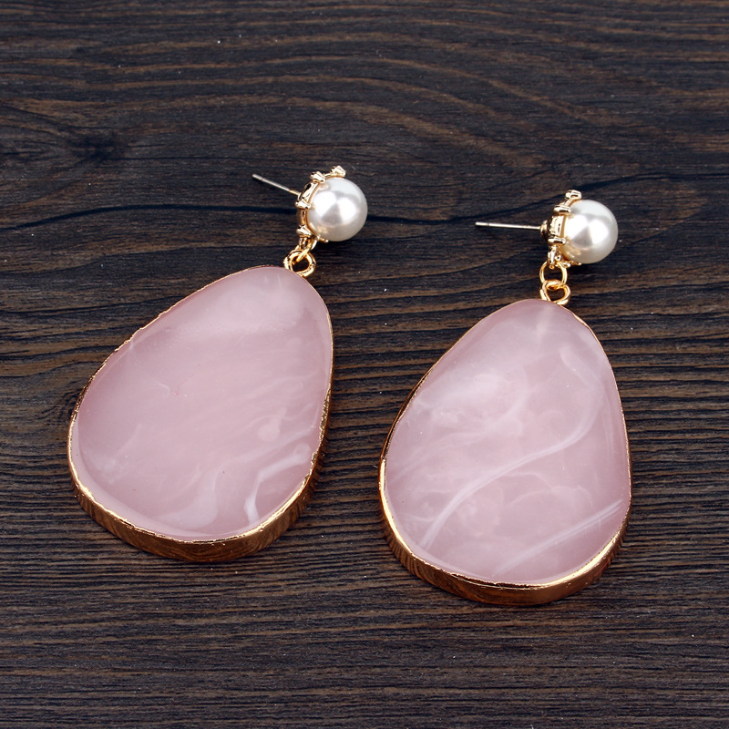 New Fashion Simple  Exaggerated Pearl Imitation Powder Spar Earrings Imitation Agate Piece Earrings Nihaojewelry Wholesale display picture 2