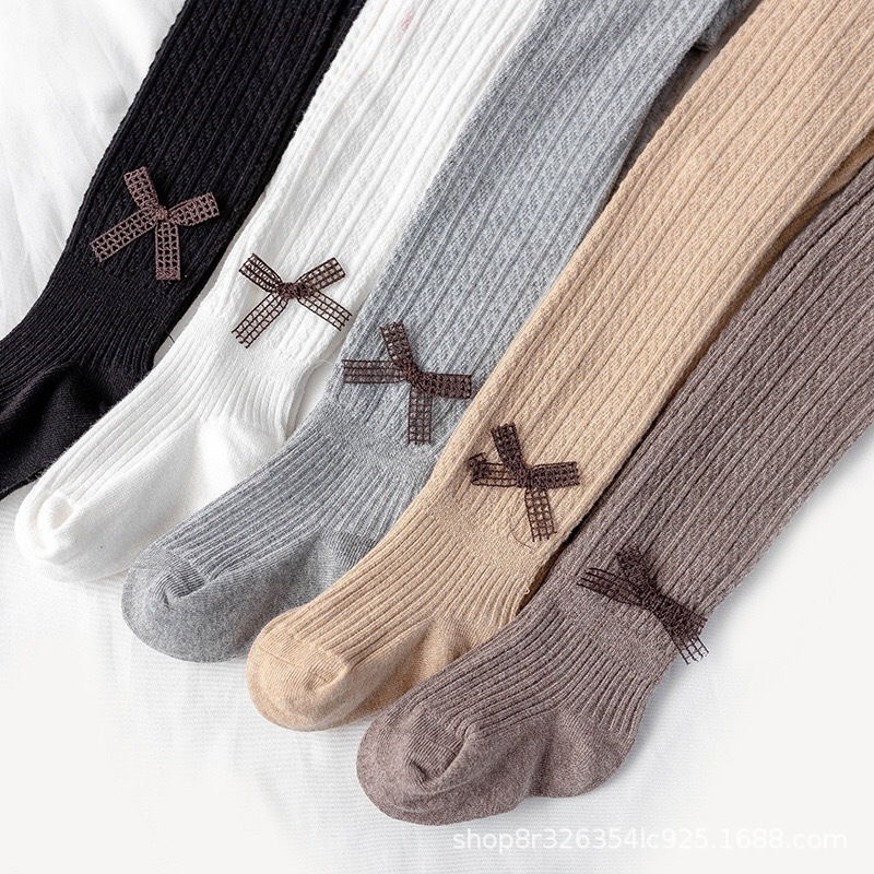 Demi-season thin children's tights with bow