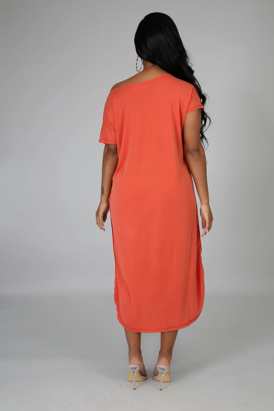 Solid Color Short Sleeve Oblique Shoulder Dress NSXHX99240
