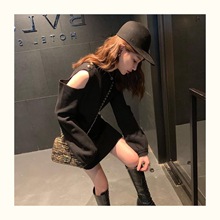 新款女装155小个子性感裙子露肩针织连衣裙女秋冬打底毛衣裙