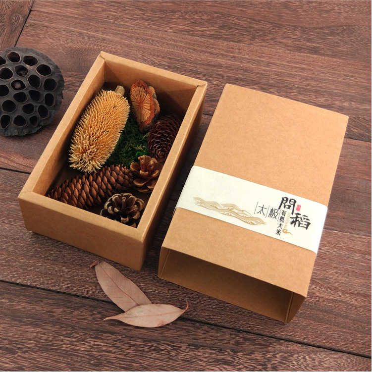 长方形纸质包装盒适用于首饰，礼品等包装，颜色尺寸可定制