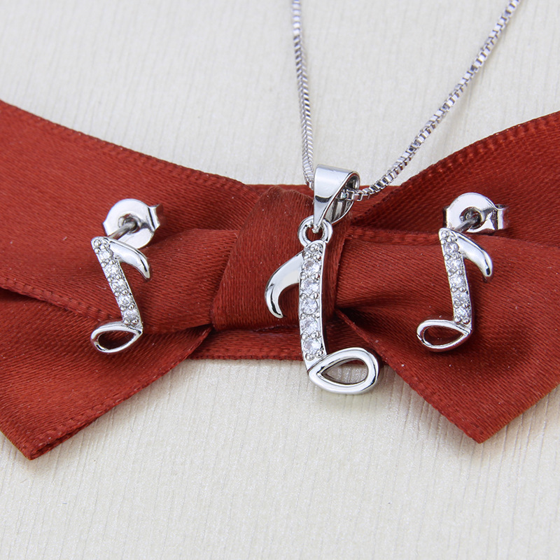 Simple Inlaid Zirconium Musical Note Necklace Earrings Set display picture 2