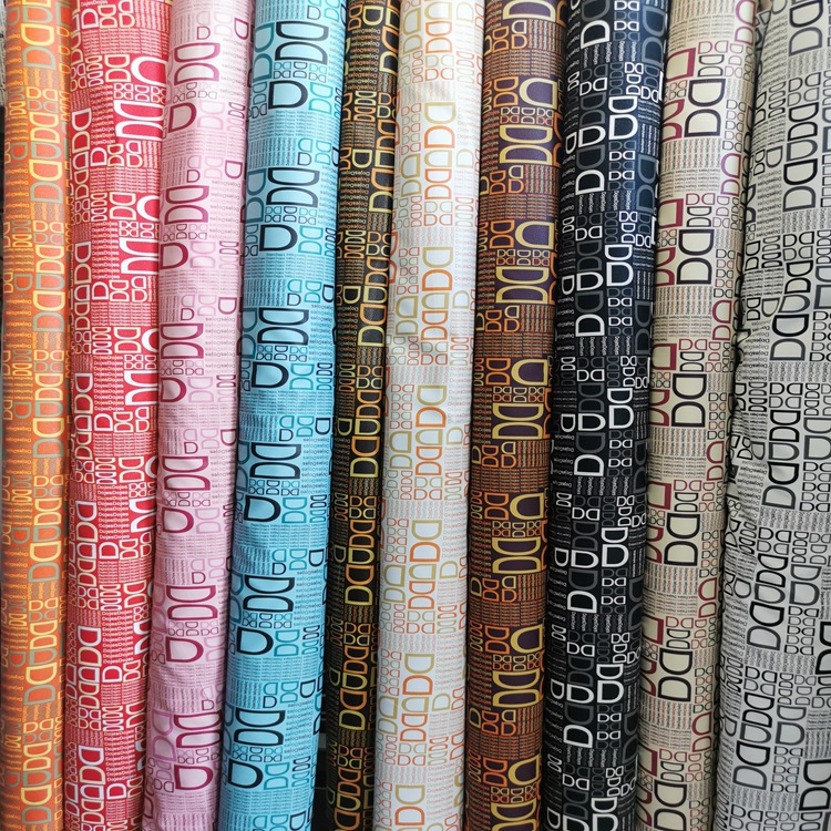 The printed leather series of outer packaging materials for bags, cosmetic bags, handbags, etc. are in sufficient stock and available for wholesale and retail detail image 2