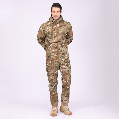 ESDY Outdoor Camouflage Soft Shell Jacket Windproof Jacket Tactical Clothing Mountaineering Suit A013