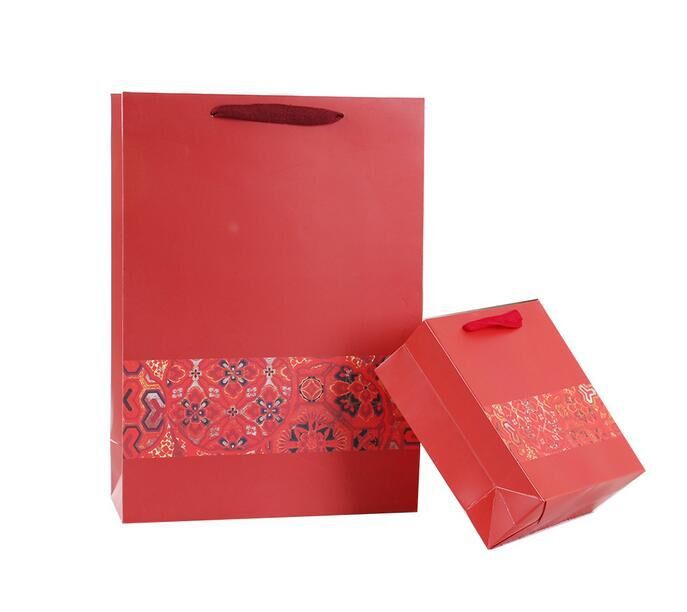 红色结婚回礼粘扣袋 情人节爱心翻盖礼品纸袋 温馨时尚婚庆喜糖袋