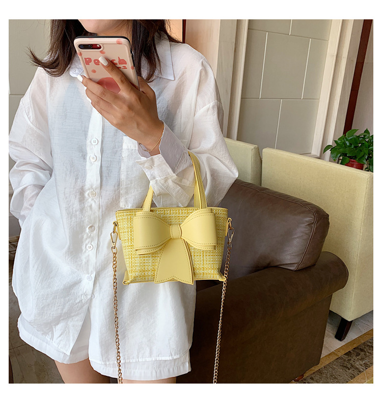 New Summer Fashion Bow-knot Plaid Korean Wild Woven Chain One-shoulder Messenger Handbag For Women display picture 22