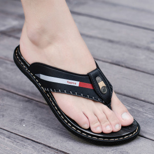 Flip flops men's 2022 summer new outdoor slippers personalized outdoor slippers men's trendy non-slip sandals