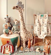 Ins新款北欧创意可爱长颈鹿公仔毛绒玩具抱枕玩偶睡觉抱枕可站立